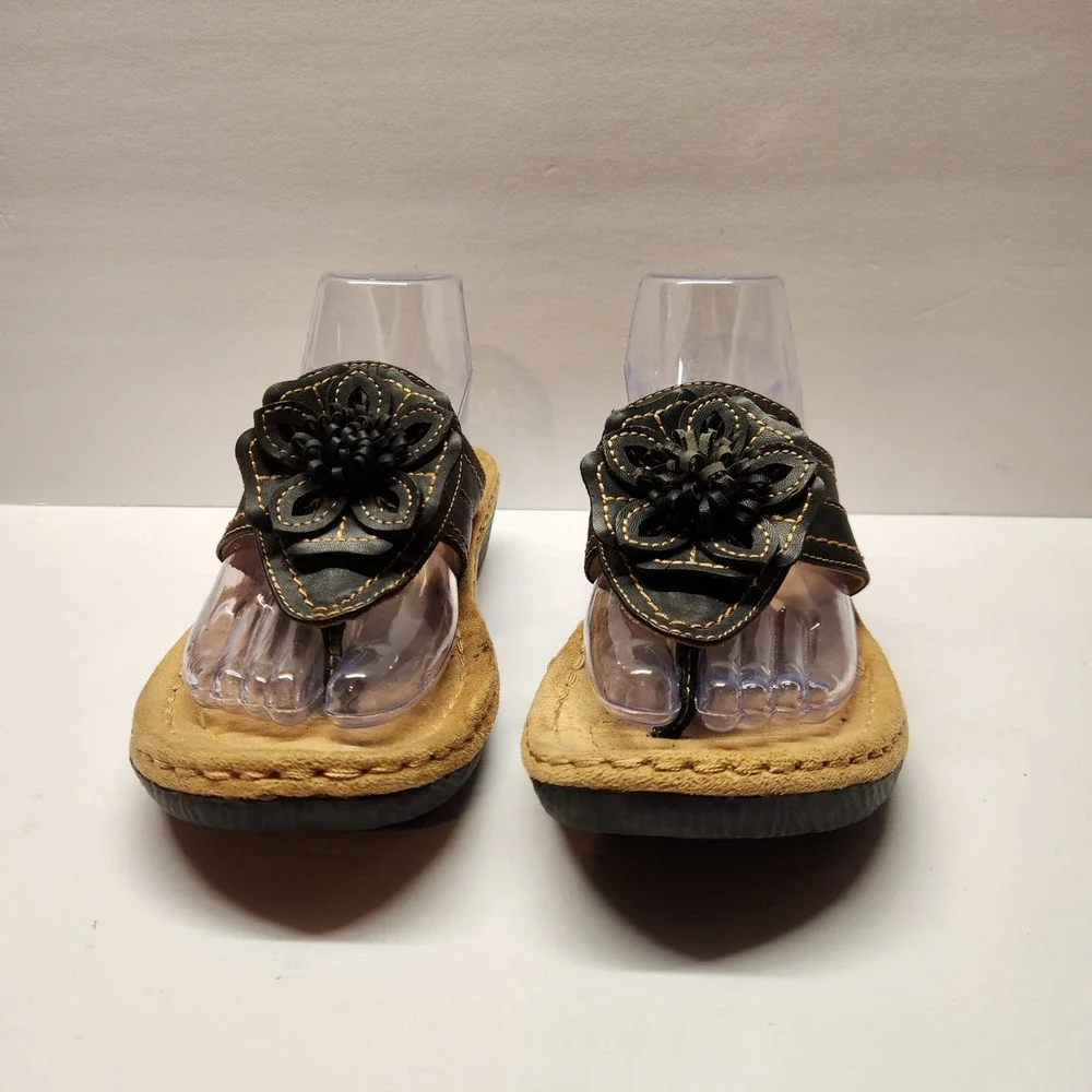 Cliffs White Mountain Carnation Black Floral Wedge Sandals Womens 7.5 M C14724Z